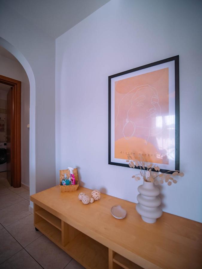 Urban Flat - Central Spot Apartments Wolos Zewnętrze zdjęcie